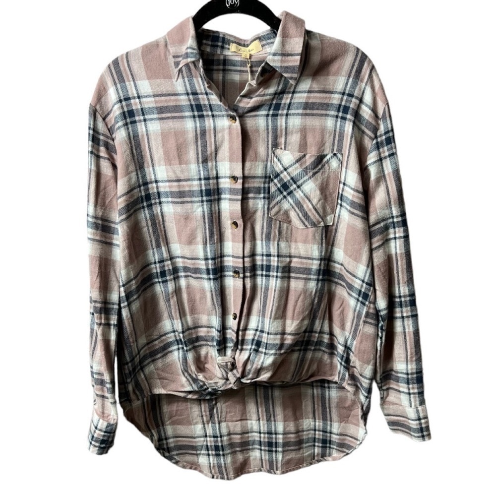 Nwt Love Notes Plaid Flannel Button Down Top